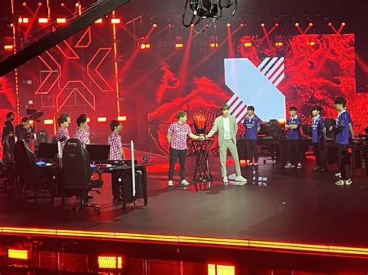 Southeast Asian Team PRX Reverse Sweep Surprises Home Giants DRX