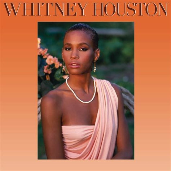 Whitney Houston's first photoshoot: Newly surfaced images of "innocent" 18-year-old...